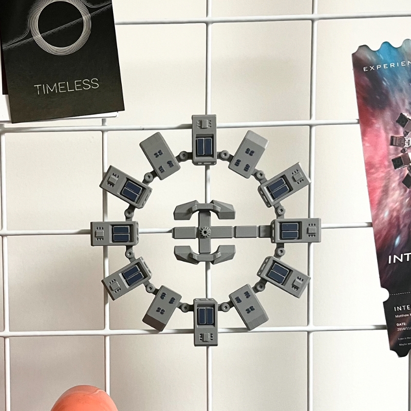Car Accessories Sticker - Stasiun Luar Angkasa Interstellar Endurance- Magnet